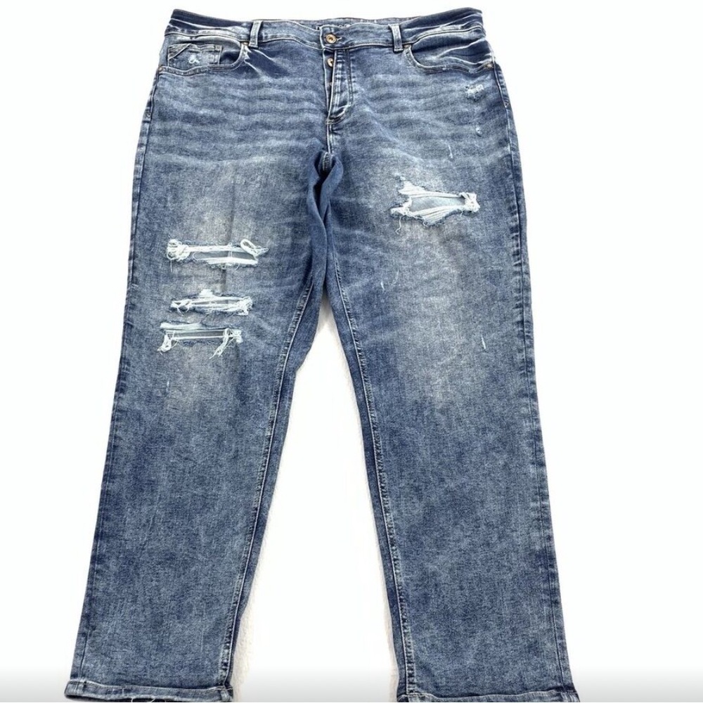 Maurices Distressed High Rise Boyfriend Jeans 20W Womens Acid Wash Denim Plus